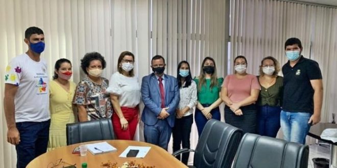 Atendendo a pedido de Gonzaga, Sesacre leva mutirão de atendimentos a autistas de Feijó