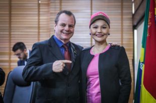 Pedro Longo homenageia Jéssica Sales na Aleac e diz que deputada é inspiração para as mulheresLeia Mais - Acreinfoco Últimas Notícias do Acre: