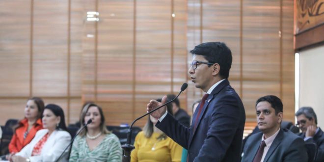 "Precisamos de um novo modelo de desenvolvimento para o Acre e o caminho é o uso de novas tecnologias", diz Jenilson Leite