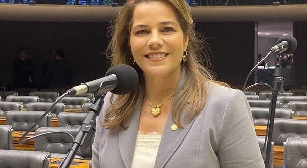 Mara Rocha solicita à PRF, scanner veicular e equipamentos para o combate ao crime no Acre