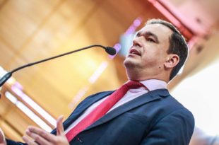 Aleac aprova PEC de Daniel Zen que cria Renda Mínima Acreana