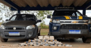 PRF apreende 50 kg de cocaína em carro transportado por caminhão-cegonha