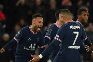 PSG inicia reformulação, acerta substituto de Leonardo e mira novo técnico
