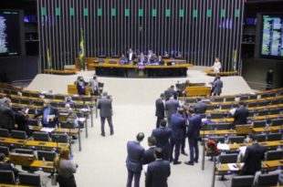 Câmara pode votar nesta quarta-feira projeto que impede cobrança de ICMS sobre custo adicional de energia