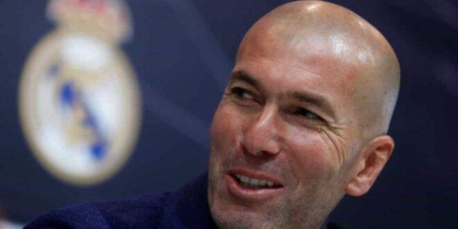 Macron pede Zidane como técnico do PSG: 'Quero ele aqui para promover a França'