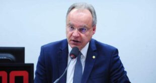 Grupo de trabalho sobre semipresidencialismo debate atribuições de presidente e primeiro-ministro