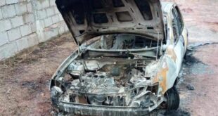 Esposa flagra marido com garota de programa, dá facadas na mulher e queima carro