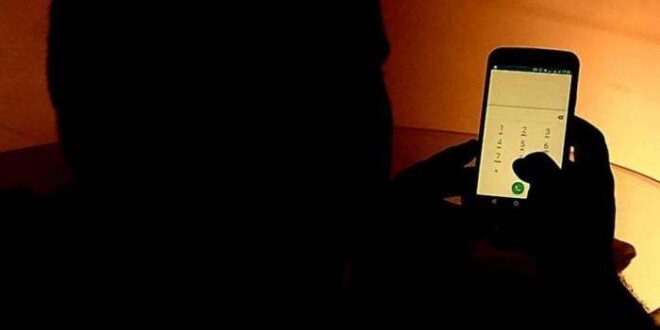 Idosa perde mais de R$ 10 mil no golpe do link e 0800 falsos