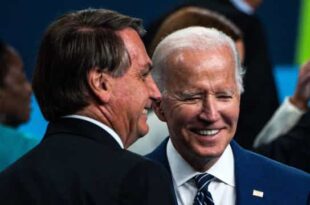 Bolsonaro pediu ajuda a Biden contra Lula nas eleições, diz Bloomberg