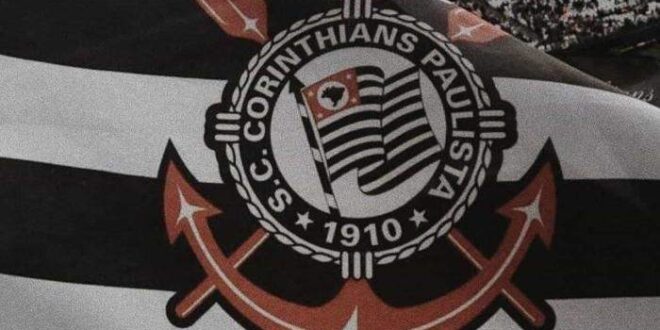 Metade dos jogadores usados pelo Corinthians no Brasileirão são formados na base