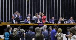 Câmara prosseguirá nesta quarta-feira votação de projeto que limita alíquota de ICMS sobre combustível e energia