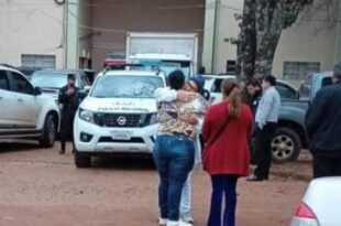 Enfermeira chega para trabalhar e encontra filho de 20 anos morto por acidente de trânsito