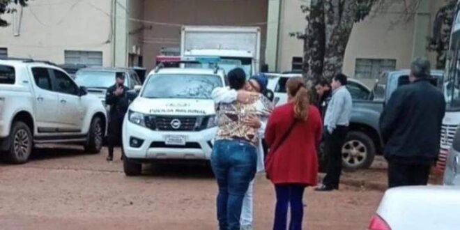 Enfermeira chega para trabalhar e encontra filho de 20 anos morto por acidente de trânsito