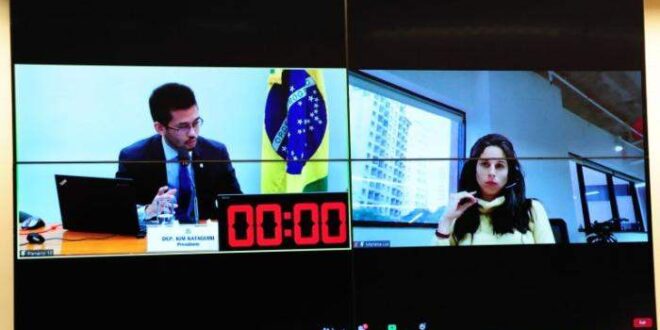 Especialistas recomendam mais investimentos em educação infantil para combater pobreza