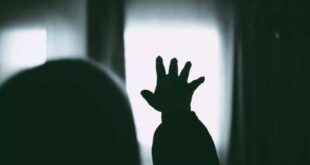 Menina de 11 anos, vítima de estupro, é impedida de fazer aborto legal em SC