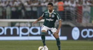 Murilo coroa 'momento especial' no Palmeiras com gol da vitória no clássico