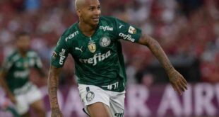 Deyverson comenta relação instável com a torcida do Palmeiras: 'Queriam me matar'