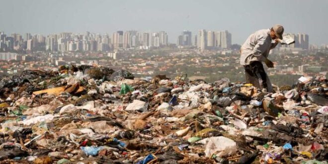Pobreza recorde acentua desigualdades no Brasil; 47,3 milhões de brasileiros terminaram 2021 na pobreza