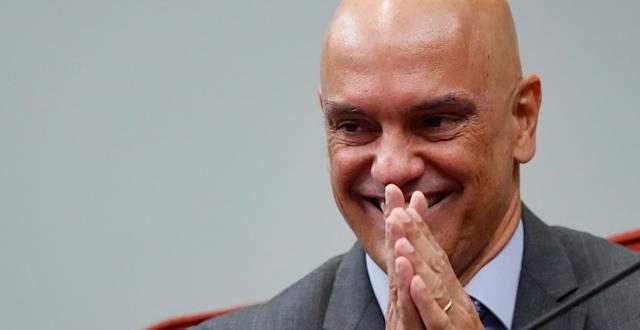 Alexandre envia denúncia ao MPE sobre gastos de Bolsonaro com motociatas