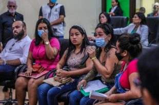 Mães que perderam bebês por falta de tratamento adequado no PS vão fazer manifestação nesta segunda-feira em frente ao Palácio
