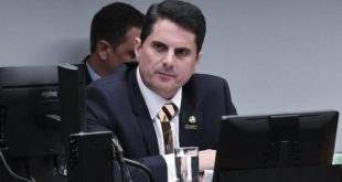 Polícia prende casal de traficantes que atuava no bairro Esperança, em Rio Branco