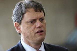 Tarcísio não mora em imóvel que indicou para transferir seu domicílio eleitoral a SP