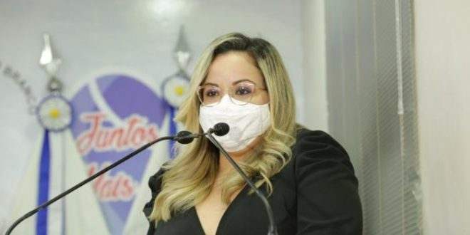 Vereadora Michelle Melo faz denúncia grave sobre repasse de dinheiro a empresa Rico Transporte