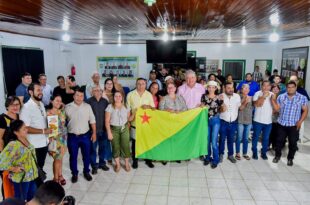 Petecão é o primeiro pré-candidato a discutir o Plano de Governo com a população