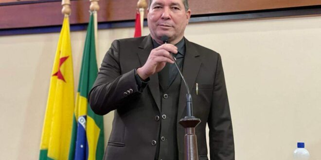 Chico Viga é reeleito por unanimidade para a presidência da Comissão de Orçamento e Finanças