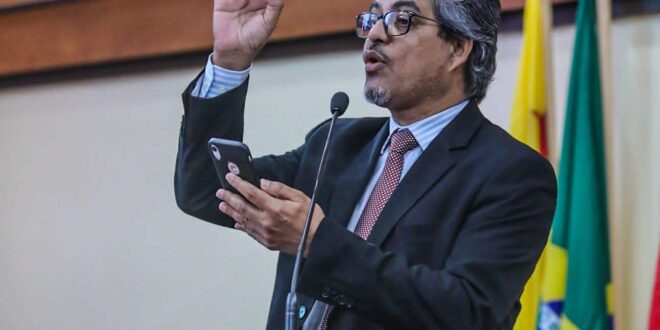Edvaldo diz que escolas rurais estão sem aulas há quase seis meses por falta de transporte