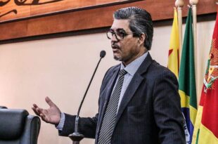 Edvaldo Magalhães destaca trabalho realizado pela União do Vegetal no Acre