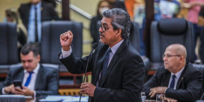 Edvaldo Magalhães diz que áudio de diretora-geral do Pronto Socorro sobre mortes de bebês revela crime de omissão do Estado