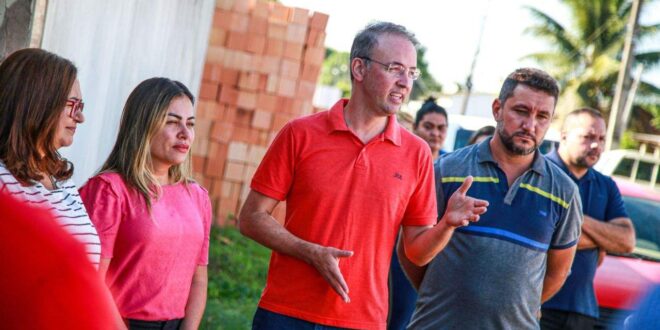 Leo de Brito visita obra da nova creche de Brasiléia construída com emenda de quase R$ 1 milhão destinada por seu mandato
