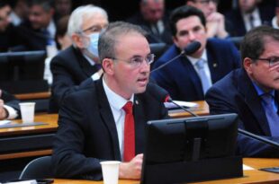Leo de Brito questiona ministro da Defesa: Forças Armadas respeitarão resultado da eleição?