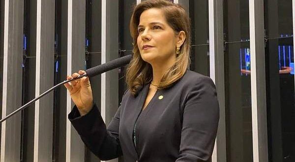 Mara Rocha denuncia as mortes de crianças ao MPF, PF e DENASUS