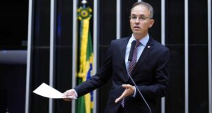 “Falta vontade política do governo federal pra resolver situação da BR-364”, diz Leo de Brito