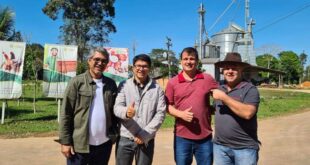 Edvaldo, Jonas e Jenilson visitam Granja Carijó e destacam importância de políticas voltadas para o apoio à geração de empregos
