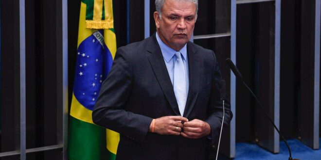 Petecão volta a cobrar providências na Saúde: “Crianças estão morrendo e o governo não faz nada”