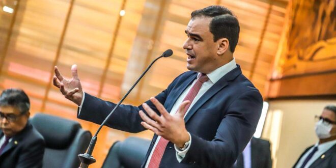 Daniel Zen denuncia descaso e omissão no serviço de Pediatria do Acre