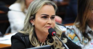 Comissão aprova proposta que prioriza a matrícula de criança vítima de violência doméstica