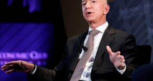 Nos EUA, Bezos critica pedido de Biden para que postos de gasolina reduzam preços