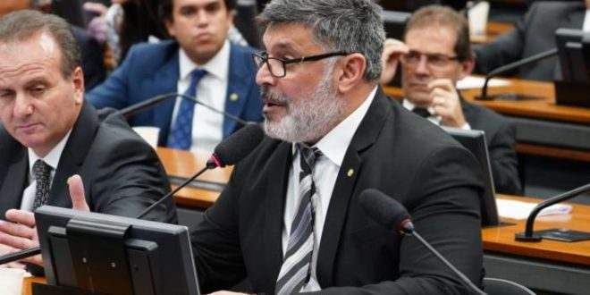 Projeto inclui furto entre os crimes passíveis de prisão temporária