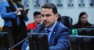 Projeto fixa sanções para empresas que pratiquem atos discriminatórios contra pessoas com deficiência