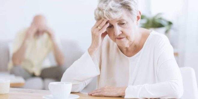 Alzheimer: Os sintomas a que deve estar atento