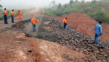 Bomba- DNIT manda paralisar todas as obras no Acre por falta de dinheiro