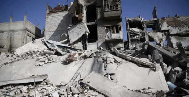Ucrânia bombardeia região ocupada por russos e mata 7 pessoas