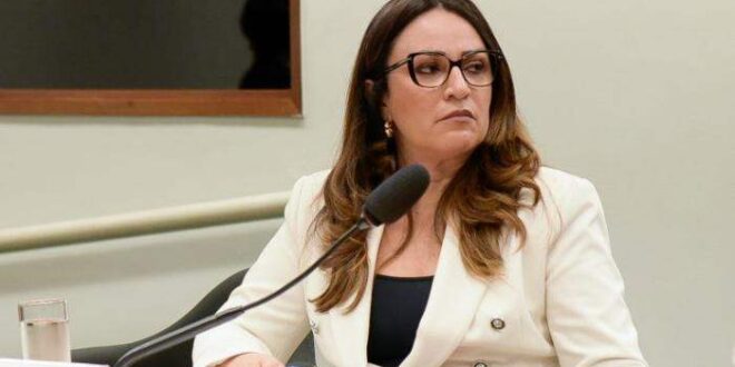 Entidades pedem apoio de deputados para obrigar planos de saúde a cobrir procedimentos