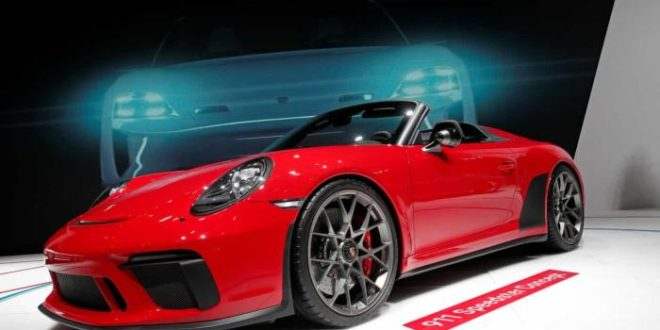 Leilão da Receita Federal tem Porsche, patinete elétrico e celular