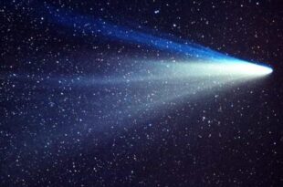 Cometa K2 chega hoje ao ponto mais próximo da Terra