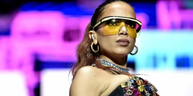 Anitta diz que não é petista após apoio a Lula e proíbe PT de usar a sua imagem